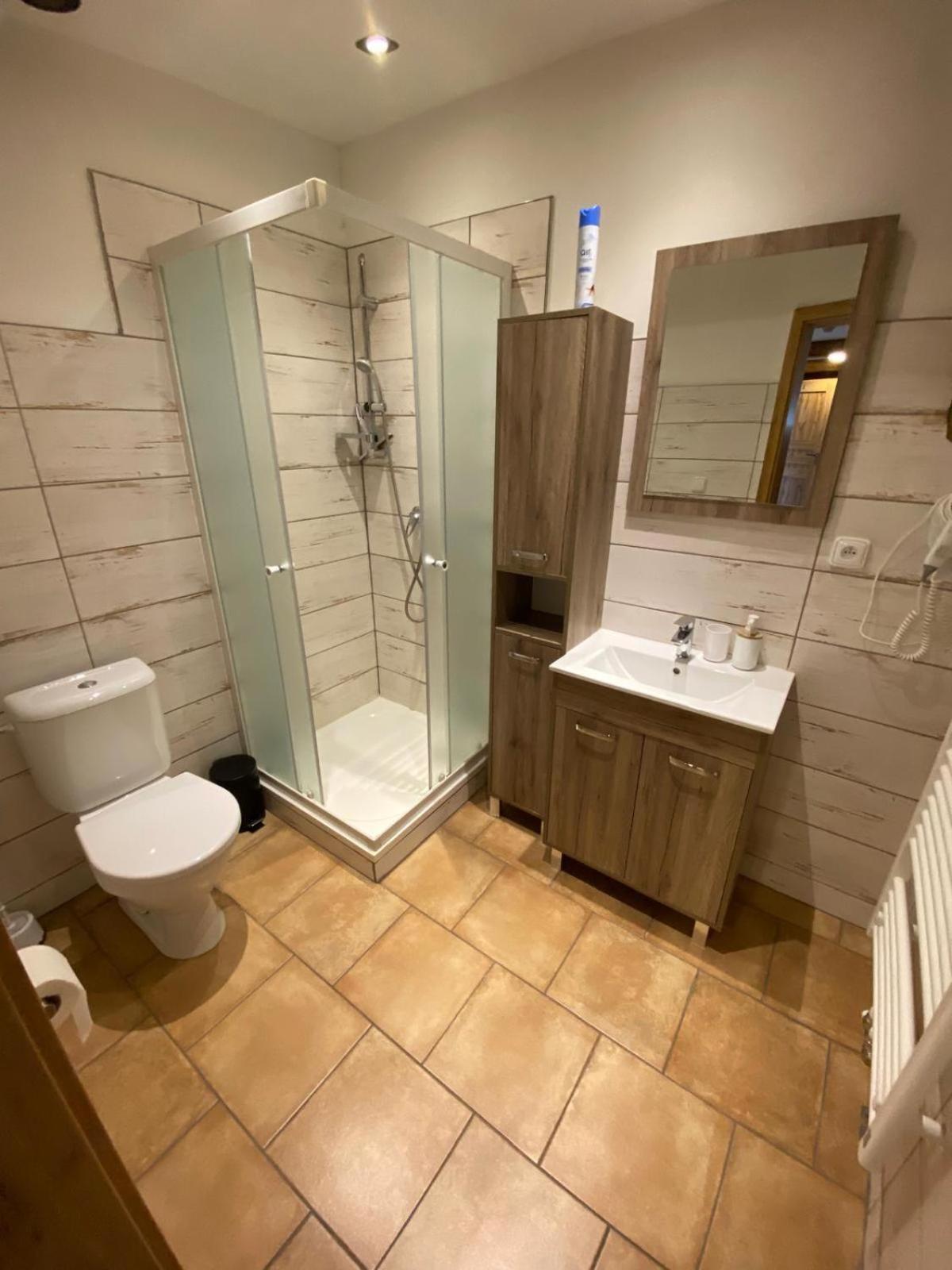 Apartman Na Statku Červený Kostelec Екстериор снимка